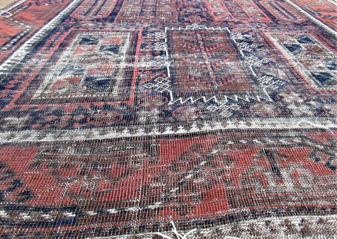 Do Persian Style Rugs Fade? What You Need to Know
