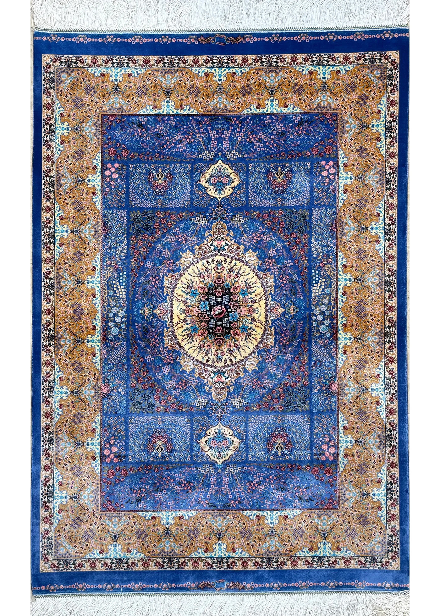 Creative Ways to Showcase Persian Style Rugs: From Walls to Floors