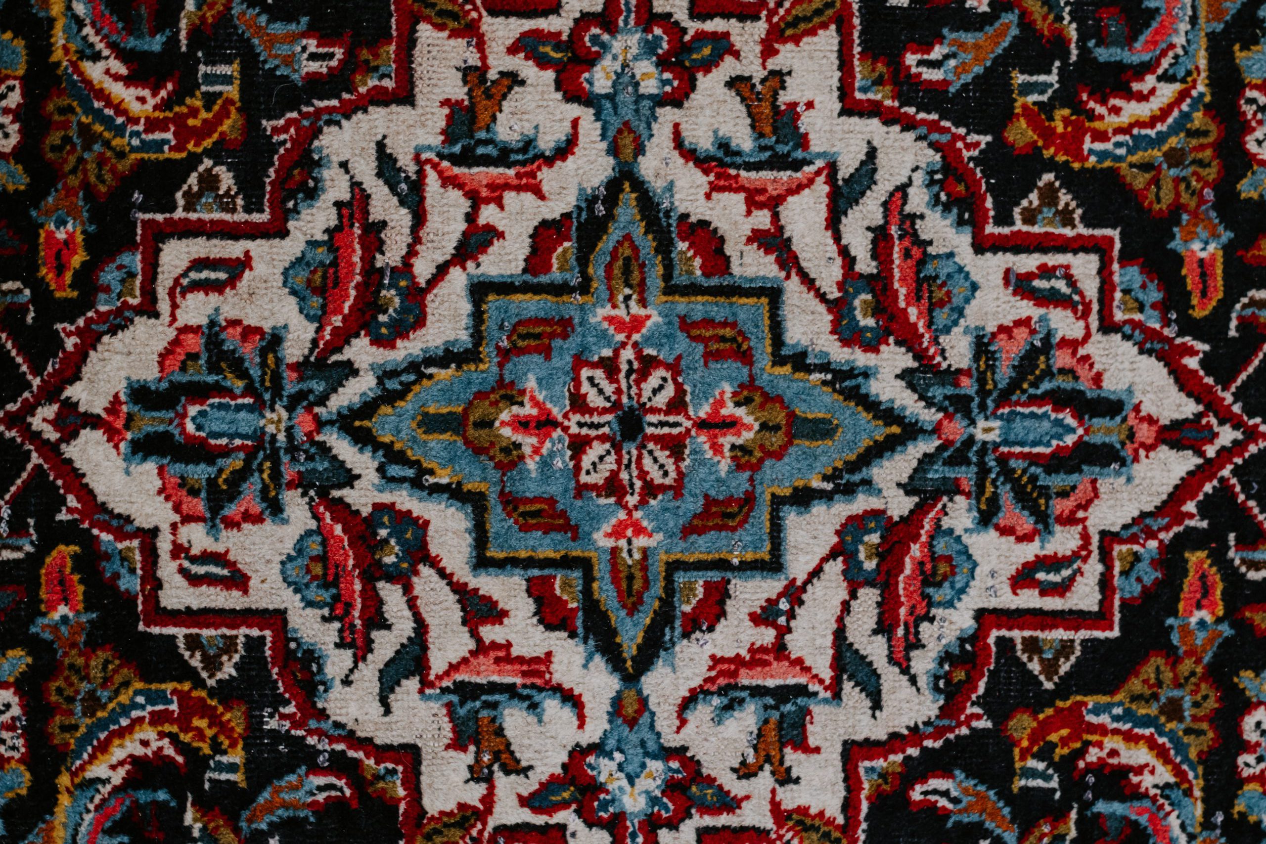 Beauty of a Floral Area Persian Rug: History & Art Beauty of a Floral Area Persian Rug: History & Art