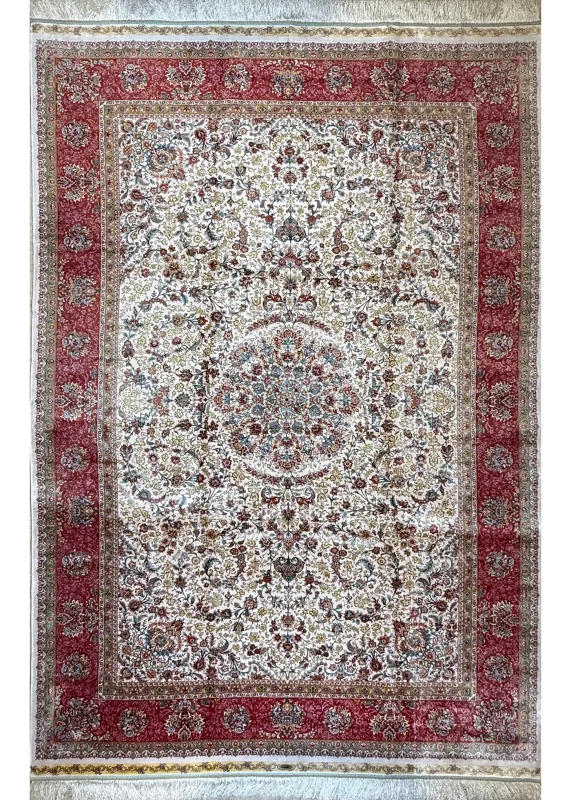 Beige and Red Peesian Rug Shah Abbasi Pattern 7 x 9