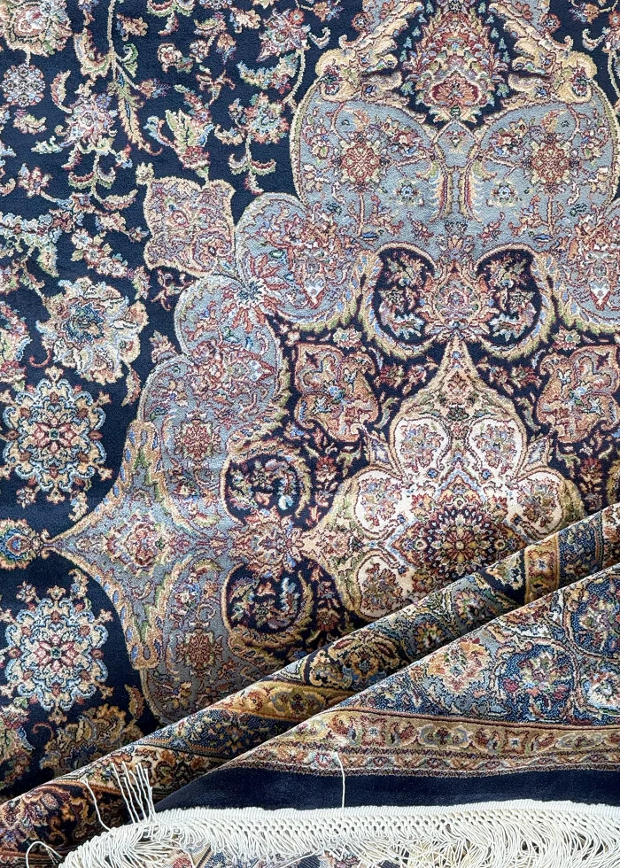 Blue and Beige Persian Rug Mahoor Pattern 4 x 6 - Image 4