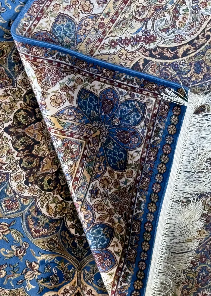 Blue and Beige Persian Rug Flame Pattern 4 x 6 - Image 4