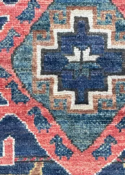 Red and Blue Wool Persian Rug Qashqai Pattern 5 x 8 - Image 3
