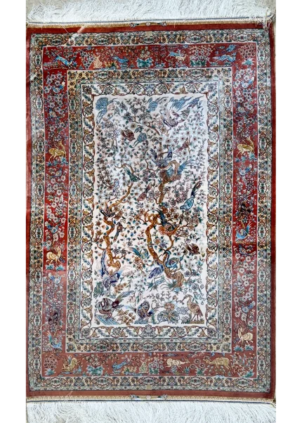 Red and Pink Persian Rug Paisley Pattern 4 x 6