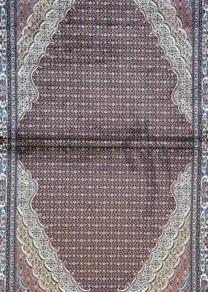 Red and Beige Persian Rug Fish Pattern 4 x 6 - Image 2