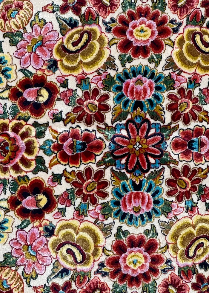 Beige and Pink Persian Rug Thousand Flowers Pattern 7 x 7 - Image 10