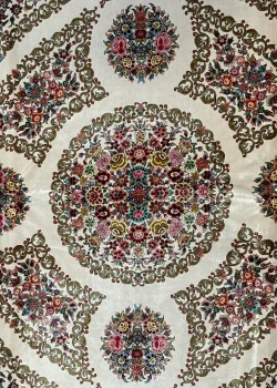 Beige and Pink Persian Rug Thousand Flowers Pattern 7 x 7