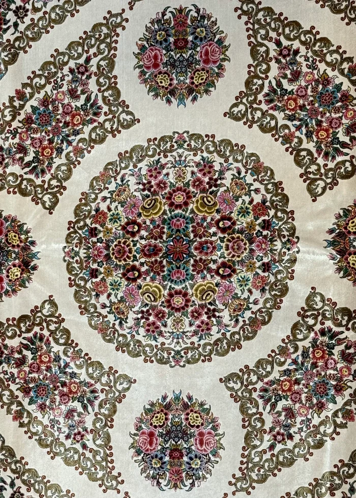 Beige and Pink Persian Rug Thousand Flowers Pattern 7 x 7