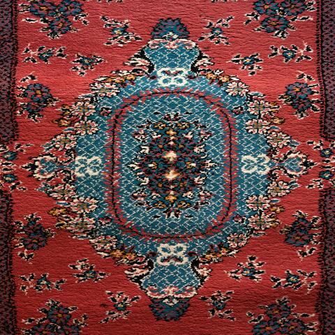 How to Choose the Perfect Large Persian Rug for Your Space