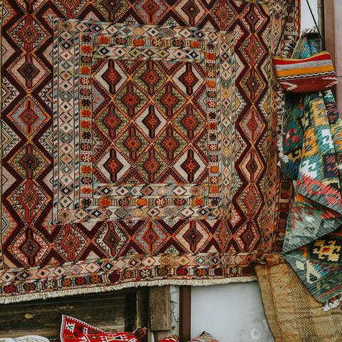 Vintage Persian Rugs: A Smart Long Term Investment?